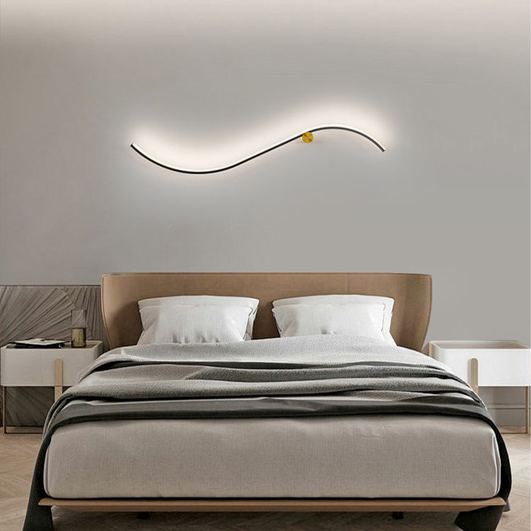 LÁMPARA DE PARED LED 15W, EMITE 1400LM, TONALIDAD DE 3000K, 110-240V, 50-60HZ, GRADO DE PROTECCION IP20, ACABADO NEGRO + BRASS.