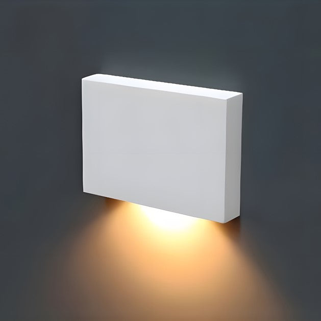 LÁMPARA DE PARED LED PARA EXTERIOR 1W, 100LM, 3000K, IP65, 100-240V 50-60H.