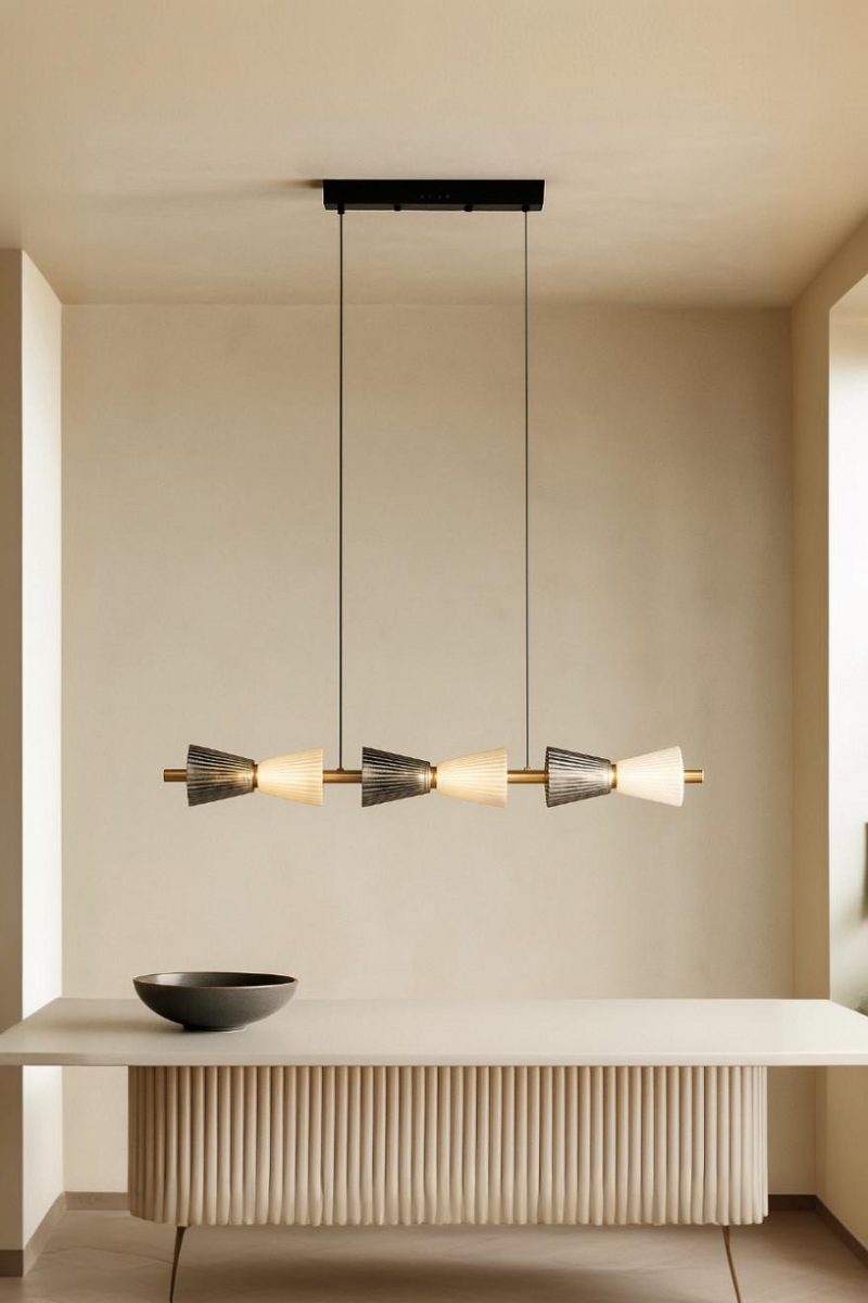 LÁMPARA DE TECHO COLGANTE  DECORATIVA LED 32W, INTERRUPTOR PARA ELEGIR TONALIDAD DE LUZ CCT: 30K 40K 60K , 110-240V, 50-60HZ, GRADO DE PROTECCION IP20, ACABADO NEGRO + BRASS.