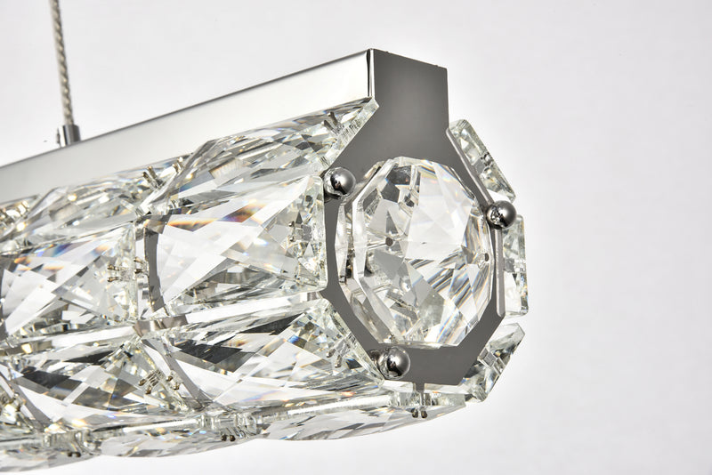 LED Chandelier<br /><span style="color:#4AB0CE;">Entrega: 4-10 dias en USA</span><br /><span style="color:#4AB0CE;font-size:60%;">PREGUNTE POR ENTREGA EN PANAMA</span><br />Collection: Valetta<br />Finish: Chrome