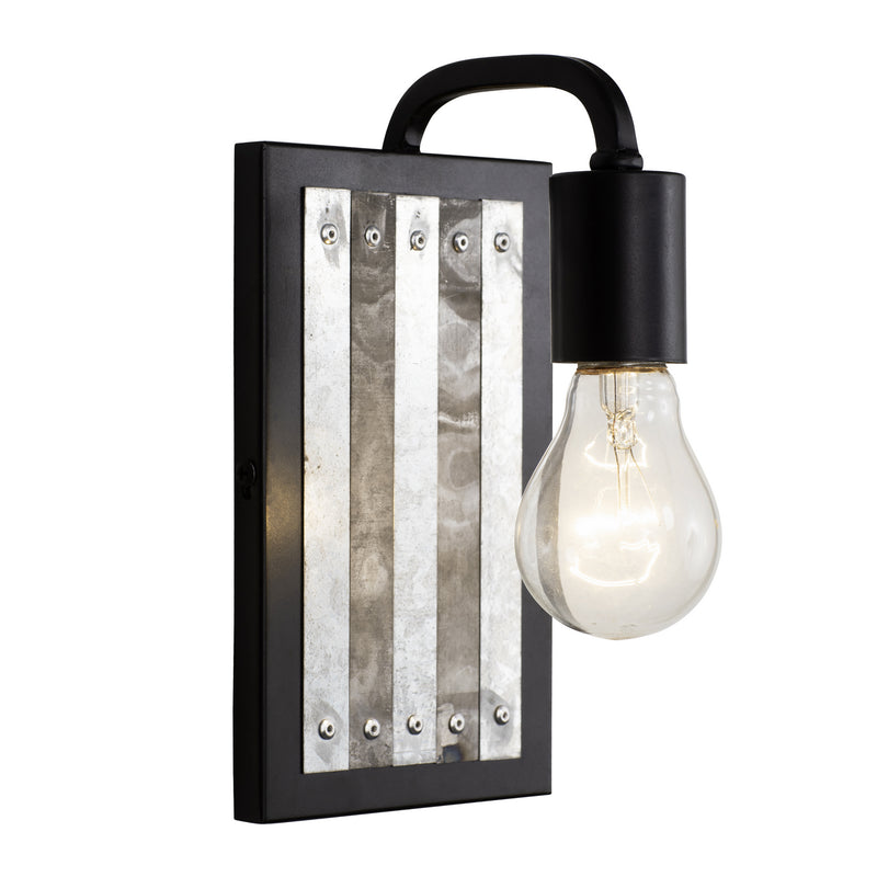 One Light Wall Sconce<br /><span style="color:#4AB0CE;">Entrega: 4-10 dias en USA</span><br /><span style="color:#4AB0CE;font-size:60%;">PREGUNTE POR ENTREGA EN PANAMA</span><br />Collection: Abbey Rose<br />Finish: Black/Galvanized