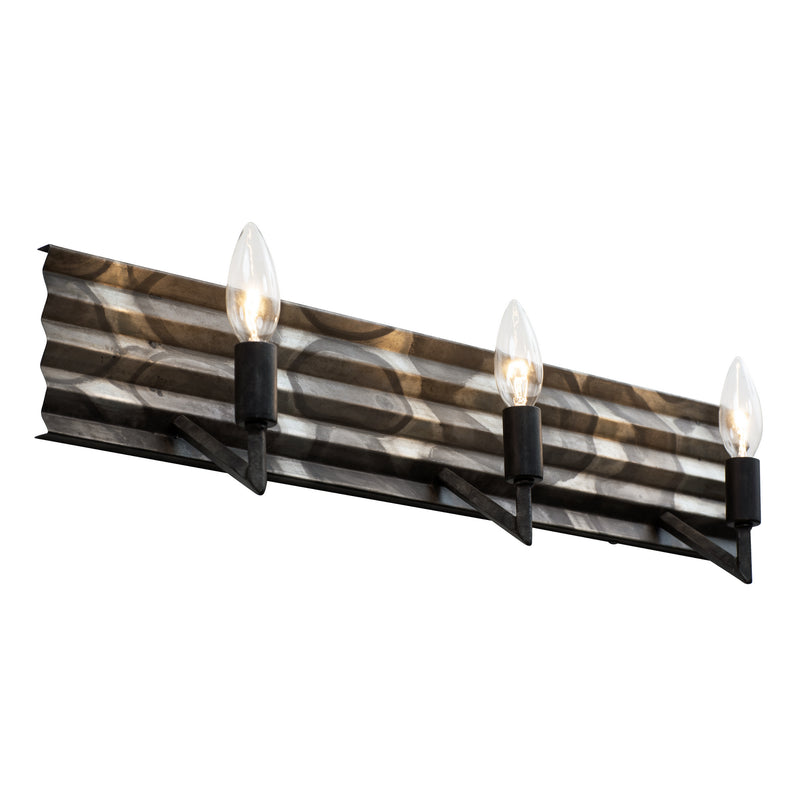 Three Light Bath<br /><span style="color: