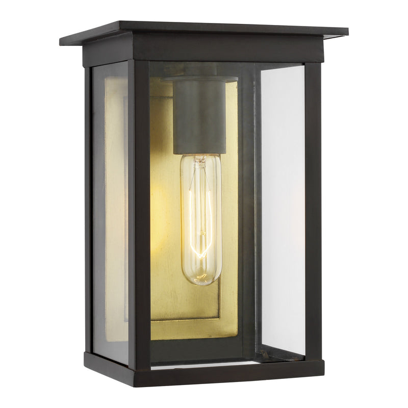 One Light Outdoor Wall Lantern<br /><span style="color:#4AB0CE;">Entrega: 4-10 dias en USA</span><br /><span style="color:#4AB0CE;font-size:60%;">PREGUNTE POR ENTREGA EN PANAMA</span><br />Collection: Freeport<br />Finish: Heritage Copper