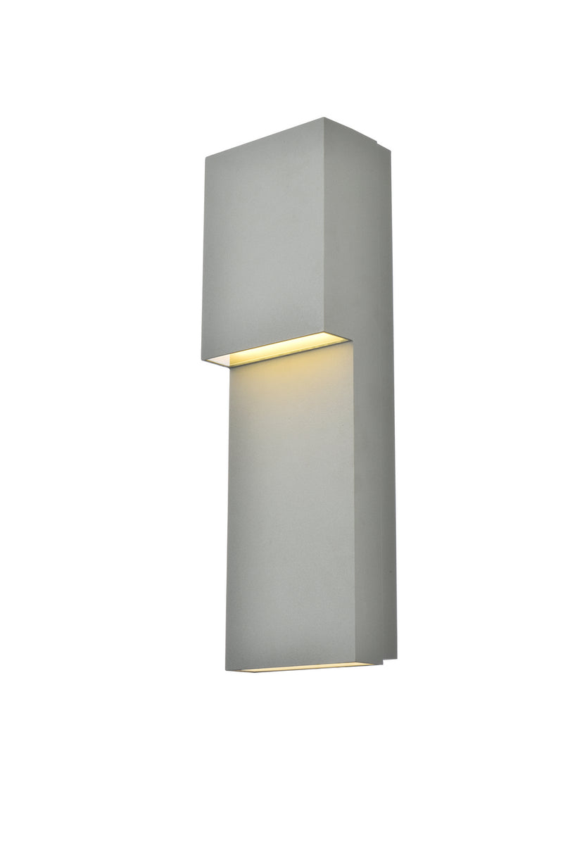 LED Outdoor Wall Lamp<br /><span style="color:#4AB0CE;">Entrega: 4-10 dias en USA</span><br /><span style="color:#4AB0CE;font-size:60%;">PREGUNTE POR ENTREGA EN PANAMA</span><br />Collection: Raine<br />Finish: Silver