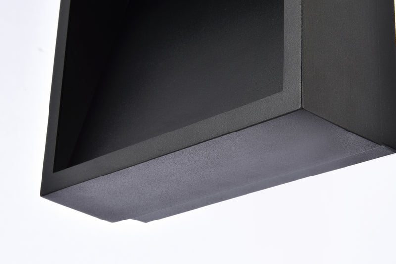 LED Outdoor Wall Lamp<br /><span style="color:#4AB0CE;">Entrega: 4-10 dias en USA</span><br /><span style="color:#4AB0CE;font-size:60%;">PREGUNTE POR ENTREGA EN PANAMA</span><br />Collection: Raine<br />Finish: black