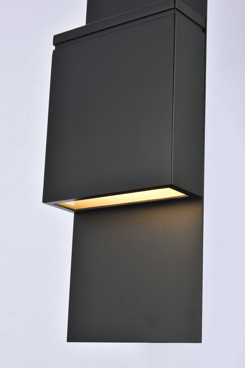 LED Outdoor Wall Lamp<br /><span style="color:#4AB0CE;">Entrega: 4-10 dias en USA</span><br /><span style="color:#4AB0CE;font-size:60%;">PREGUNTE POR ENTREGA EN PANAMA</span><br />Collection: Raine<br />Finish: black