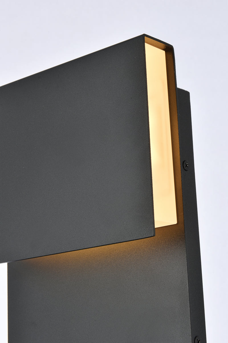 LED Outdoor Wall Lamp<br /><span style="color:#4AB0CE;">Entrega: 4-10 dias en USA</span><br /><span style="color:#4AB0CE;font-size:60%;">PREGUNTE POR ENTREGA EN PANAMA</span><br />Collection: Raine<br />Finish: black