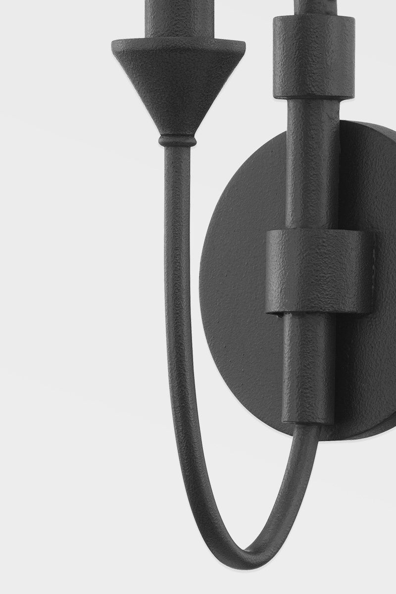 One Light Wall Sconce<br /><span style="color:#4AB0CE;">Entrega: 4-10 dias en USA</span><br /><span style="color:#4AB0CE;font-size:60%;">PREGUNTE POR ENTREGA EN PANAMA</span><br />Collection: Cate<br />Finish: Forged Iron