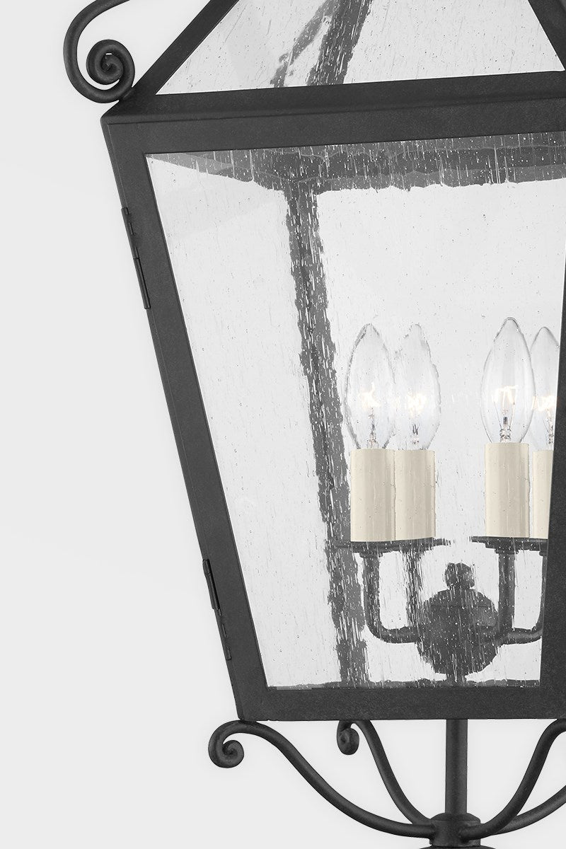 Four Light Outdoor Lantern<br /><span style="color:#4AB0CE;">Entrega: 4-10 dias en USA</span><br /><span style="color:#4AB0CE;font-size:60%;">PREGUNTE POR ENTREGA EN PANAMA</span><br />Collection: Santa Barbara County<br />Finish: French Iron