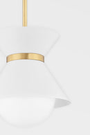 One Light Pendant<br /><span style="color:#4AB0CE;">Entrega: 4-10 dias en USA</span><br /><span style="color:#4AB0CE;font-size:60%;">PREGUNTE POR ENTREGA EN PANAMA</span><br />Collection: Scout<br />Finish: Soft White/Patina Brass