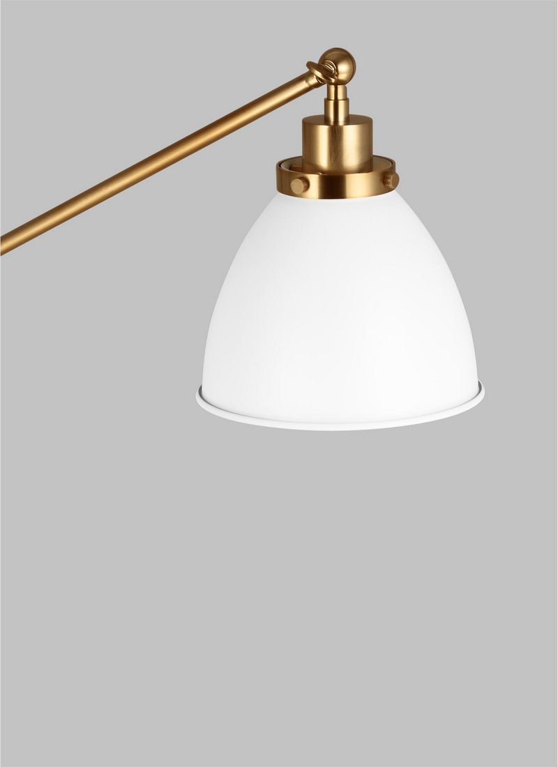 One Light Floor Lamp<br /><span style="color:#4AB0CE;">Entrega: 4-10 dias en USA</span><br /><span style="color:#4AB0CE;font-size:60%;">PREGUNTE POR ENTREGA EN PANAMA</span><br />Collection: Wellfleet<br />Finish: Matte White and Burnished Brass