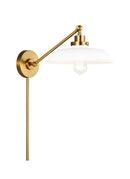 One Light Wall Sconce<br /><span style="color:#4AB0CE;">Entrega: 14-15 semanas en USA</span><br /><span style="color:#4AB0CE;font-size:60%;">PREGUNTE POR ENTREGA EN PANAMA</span><br />Collection: Wellfleet<br />Finish: Matte White and Burnished Brass