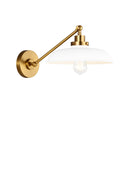 One Light Wall Sconce<br /><span style="color:#4AB0CE;">Entrega: 9-10 semanas en USA</span><br /><span style="color:#4AB0CE;font-size:60%;">PREGUNTE POR ENTREGA EN PANAMA</span><br />Collection: Wellfleet<br />Finish: Matte White and Burnished Brass