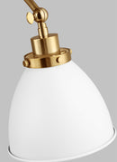 One Light Wall Sconce<br /><span style="color:#4AB0CE;">Entrega: 7-8 semanas en USA</span><br /><span style="color:#4AB0CE;font-size:60%;">PREGUNTE POR ENTREGA EN PANAMA</span><br />Collection: Wellfleet<br />Finish: Matte White and Burnished Brass