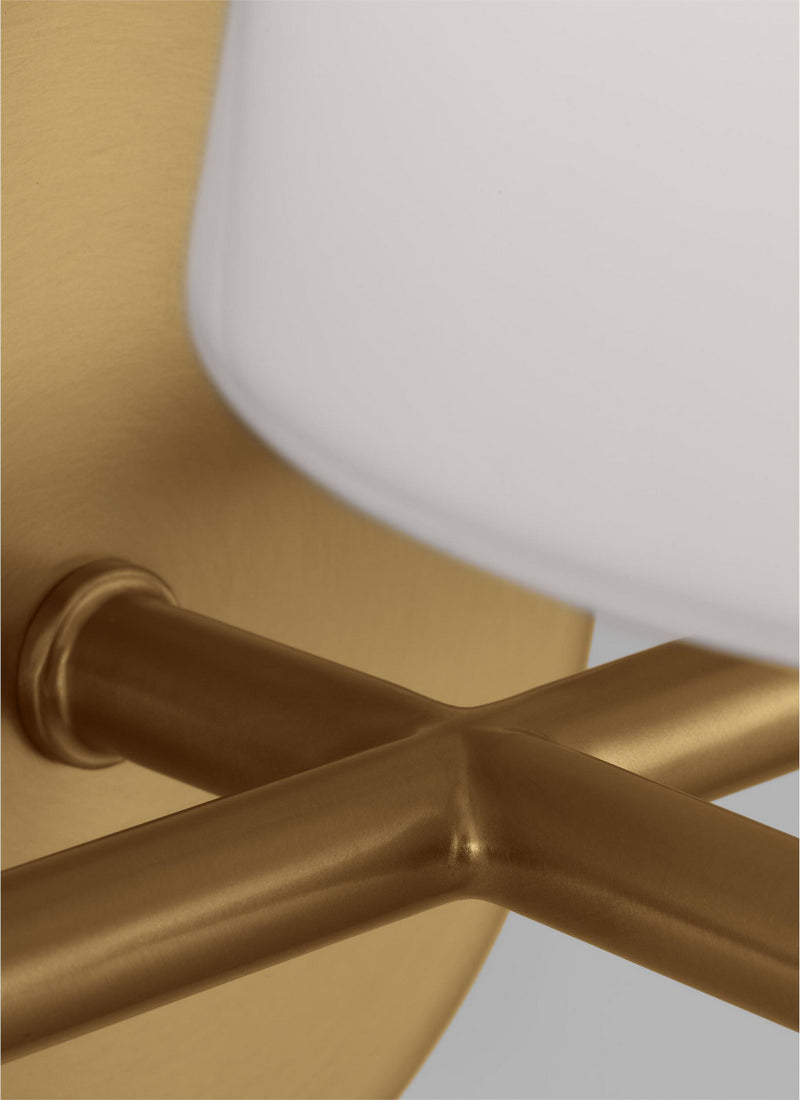 Three Light Vanity<br /><span style="color:#4AB0CE;">Entrega: 4-10 dias en USA</span><br /><span style="color:#4AB0CE;font-size:60%;">PREGUNTE POR ENTREGA EN PANAMA</span><br />Collection: Monroe<br />Finish: Burnished Brass