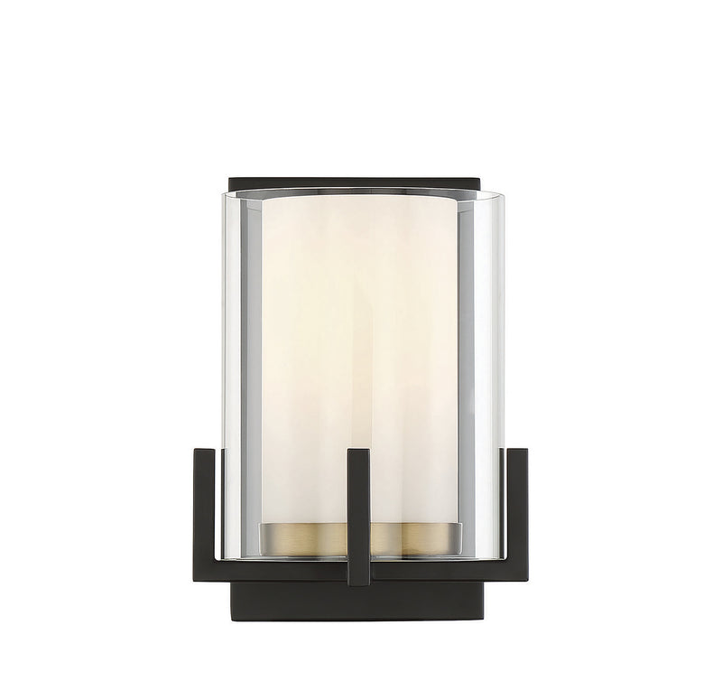 One Light Wall Sconce<br /><span style="color:#4AB0CE;">Entrega: 4-10 dias en USA</span><br /><span style="color:#4AB0CE;font-size:60%;">PREGUNTE POR ENTREGA EN PANAMA</span><br />Collection: Eaton<br />Finish: Matte Black with Warm Brass Accents