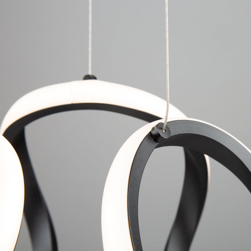 LED Pendant<br /><span style="color:#4AB0CE;">Entrega: 4-10 dias en USA</span><br /><span style="color:#4AB0CE;font-size:60%;">PREGUNTE POR ENTREGA EN PANAMA</span><br />Collection: Mira<br />Finish: Black