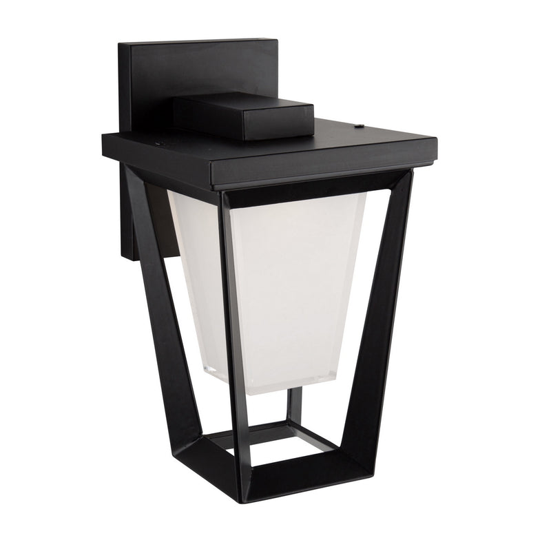 LED Outdoor Wall Mount<br /><span style="color:#4AB0CE;">Entrega: 4-10 dias en USA</span><br /><span style="color:#4AB0CE;font-size:60%;">PREGUNTE POR ENTREGA EN PANAMA</span><br />Collection: Waterbury<br />Finish: Black