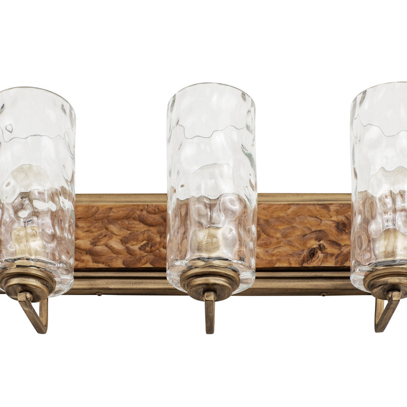 Three Light Bath<br /><span style="color: