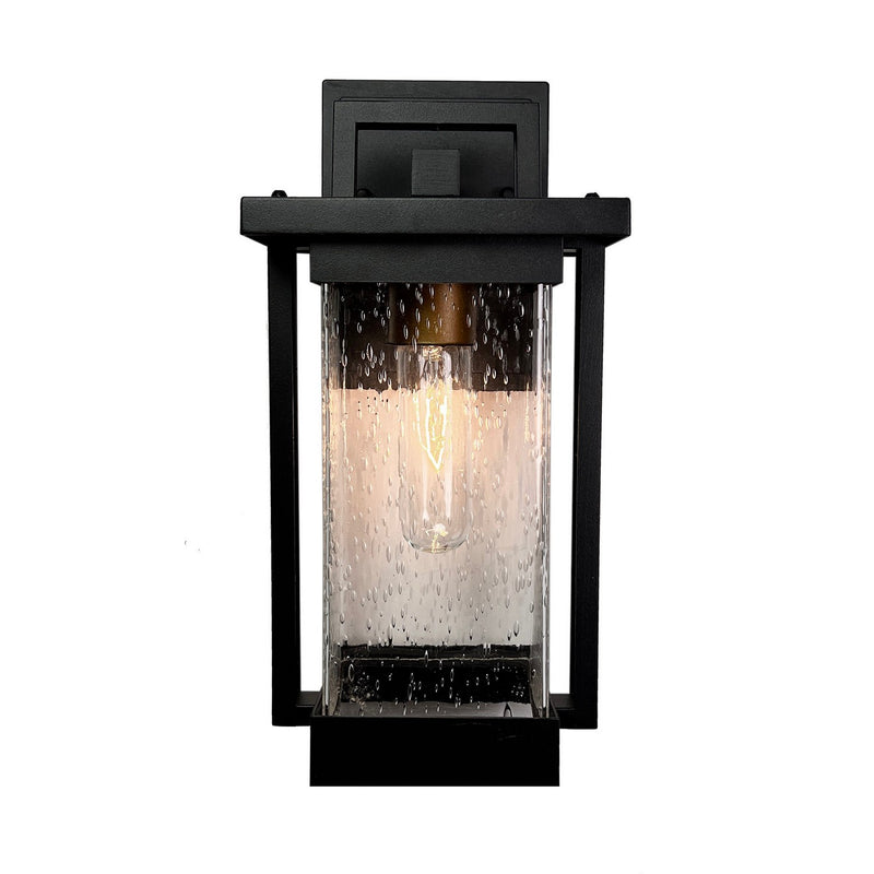 Outdoor Wall Sconce<br /><span style="color:#4AB0CE;">Entrega: 4-10 dias en USA</span><br /><span style="color:#4AB0CE;font-size:60%;">PREGUNTE POR ENTREGA EN PANAMA</span><br />Collection: Port Charlotte Collection<br />Finish: Matte Black