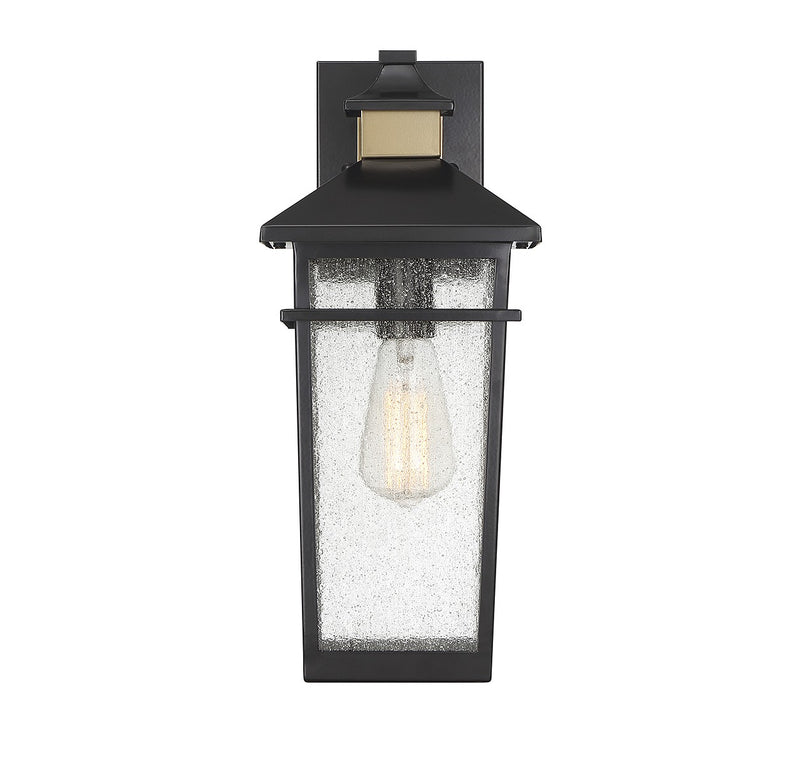 One Light Outdoor Wall Lantern<br /><span style="color:#4AB0CE;">Entrega: 4-10 dias en USA</span><br /><span style="color:#4AB0CE;font-size:60%;">PREGUNTE POR ENTREGA EN PANAMA</span><br />Collection: Kingsley<br />Finish: Matte Black with Warm Brass