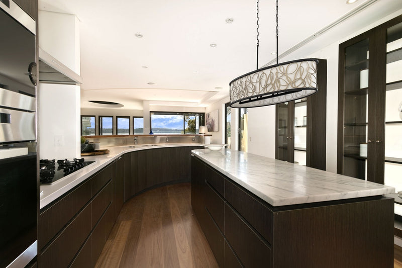 Six Light Linear Pendant<br /><span style="color:#4AB0CE;">Entrega: 4-10 dias en USA</span><br /><span style="color:#4AB0CE;font-size:60%;">PREGUNTE POR ENTREGA EN PANAMA</span><br />Collection: Scribble<br />Finish: Matte Black/Artifact