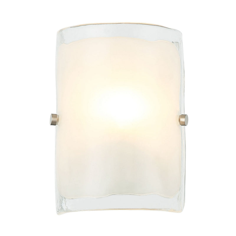 One Light Wall Sconce<br /><span style="color:#4AB0CE;">Entrega: 4-10 dias en USA</span><br /><span style="color:#4AB0CE;font-size:60%;">PREGUNTE POR ENTREGA EN PANAMA</span><br />Collection: Fairchild<br />Finish: Black/Polished Nickel/Satin Brass