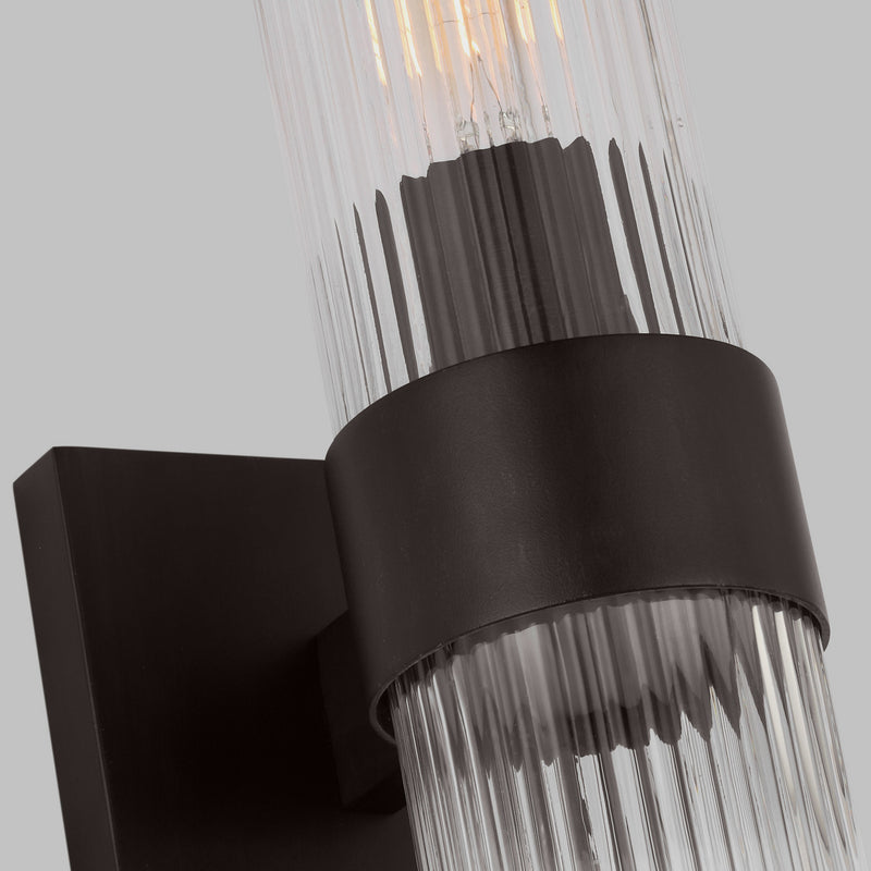 One Light Bath Vanity<br /><span style="color:#4AB0CE;">Entrega: 4-10 dias en USA</span><br /><span style="color:#4AB0CE;font-size:60%;">PREGUNTE POR ENTREGA EN PANAMA</span><br />Collection: Geneva<br />Finish: Aged Iron