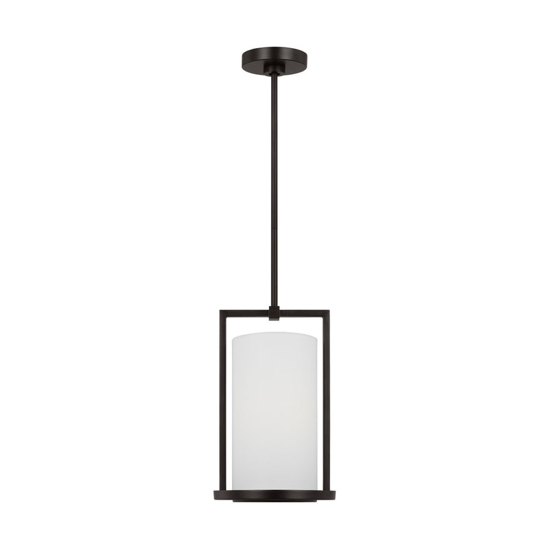 One Light Pendant<br /><span style="color:#4AB0CE;">Entrega: 4-10 dias en USA</span><br /><span style="color:#4AB0CE;font-size:60%;">PREGUNTE POR ENTREGA EN PANAMA</span><br />Collection: Sherwood<br />Finish: Aged Iron