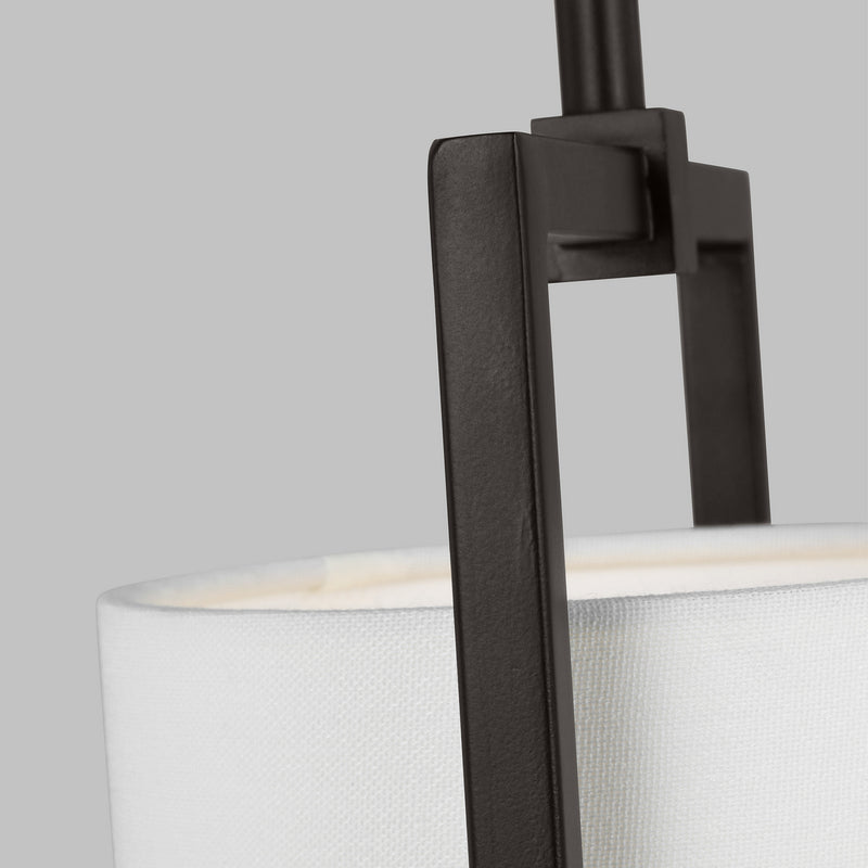 One Light Pendant<br /><span style="color:#4AB0CE;">Entrega: 4-10 dias en USA</span><br /><span style="color:#4AB0CE;font-size:60%;">PREGUNTE POR ENTREGA EN PANAMA</span><br />Collection: Sherwood<br />Finish: Aged Iron