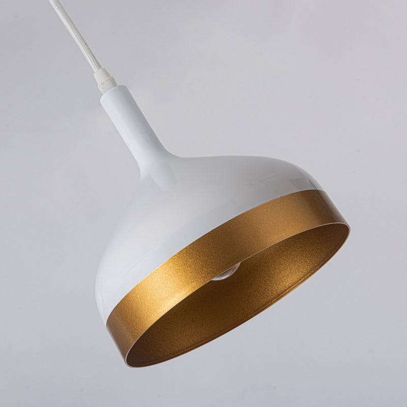 Four Light Island Pendant<br /><span style="color:#4AB0CE;">Entrega: 4-10 dias en USA</span><br /><span style="color:#4AB0CE;font-size:60%;">PREGUNTE POR ENTREGA EN PANAMA</span><br />Collection: Dash<br />Finish: White & Gold