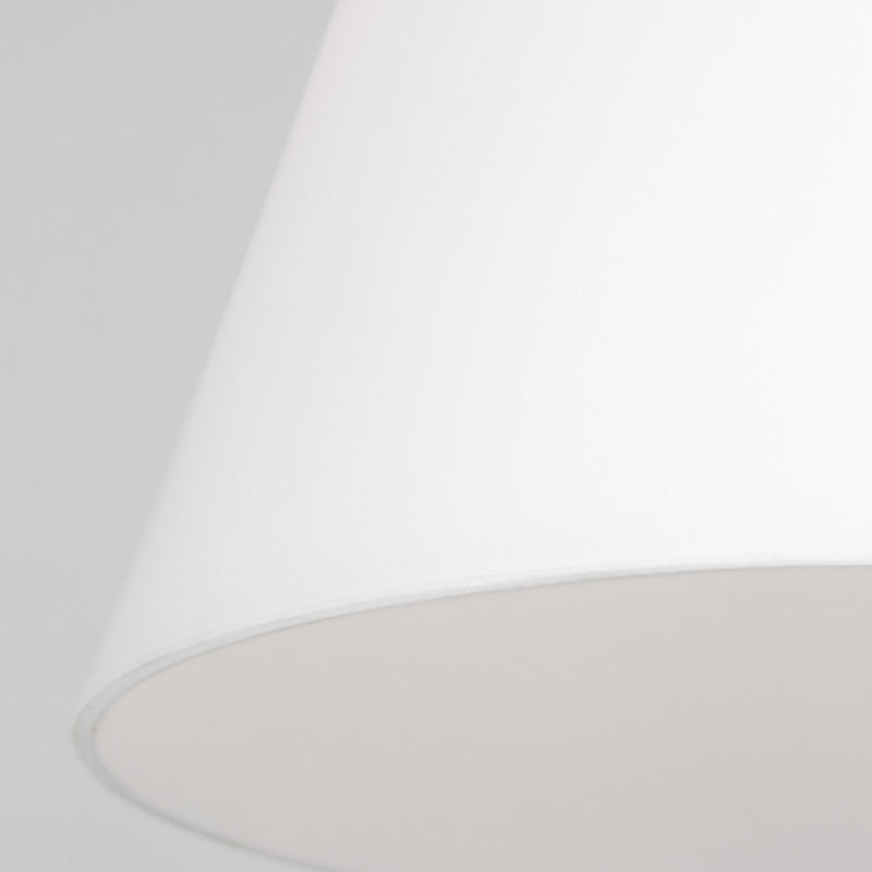 One Light Pendant<br /><span style="color:#4AB0CE;">Entrega: 4-10 dias en USA</span><br /><span style="color:#4AB0CE;font-size:60%;">PREGUNTE POR ENTREGA EN PANAMA</span><br />Collection: Belcarra<br />Finish: Midnight Black