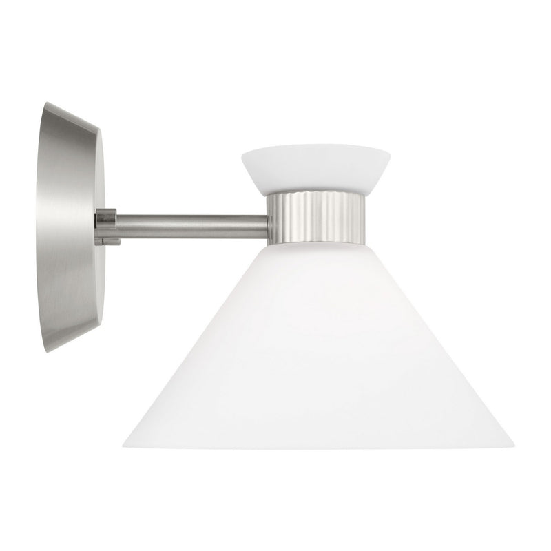 One Light Wall Sconce<br /><span style="color:#4AB0CE;">Entrega: 4-10 dias en USA</span><br /><span style="color:#4AB0CE;font-size:60%;">PREGUNTE POR ENTREGA EN PANAMA</span><br />Collection: Belcarra<br />Finish: Brushed Steel