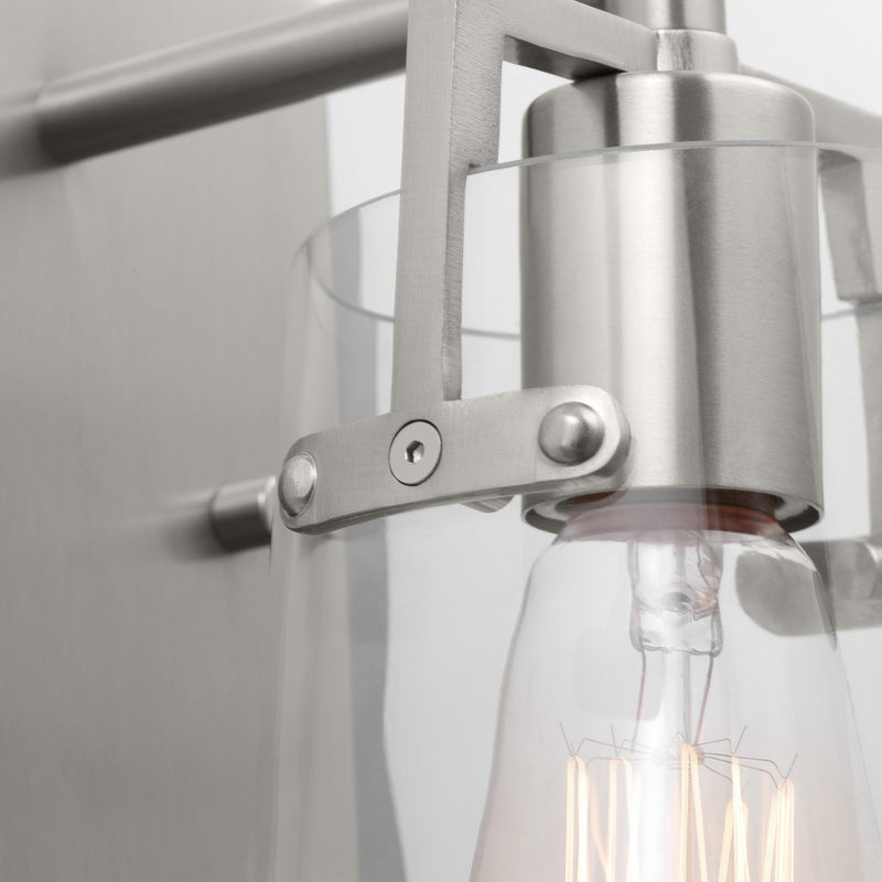 One Light Wall Sconce<br /><span style="color:#4AB0CE;">Entrega: 4-10 dias en USA</span><br /><span style="color:#4AB0CE;font-size:60%;">PREGUNTE POR ENTREGA EN PANAMA</span><br />Collection: Crofton<br />Finish: Brushed Steel