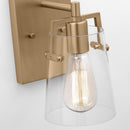 One Light Wall Sconce<br /><span style="color:#4AB0CE;">Entrega: 4-10 dias en USA</span><br /><span style="color:#4AB0CE;font-size:60%;">PREGUNTE POR ENTREGA EN PANAMA</span><br />Collection: Crofton<br />Finish: Satin Brass