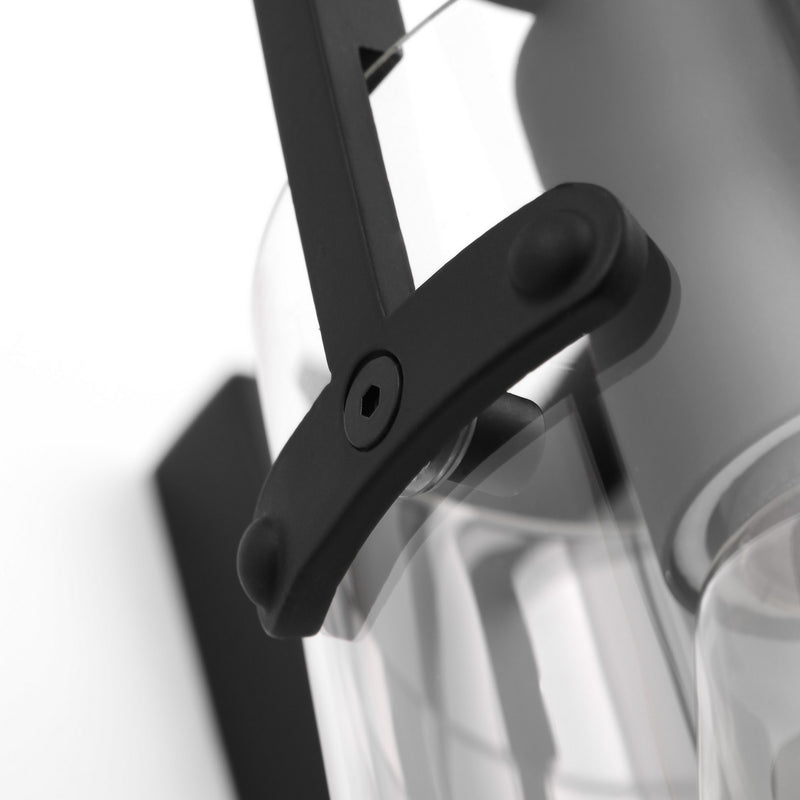 Four Light Bath<br /><span style="color:#4AB0CE;">Entrega: 4-10 dias en USA</span><br /><span style="color:#4AB0CE;font-size:60%;">PREGUNTE POR ENTREGA EN PANAMA</span><br />Collection: Crofton<br />Finish: Midnight Black