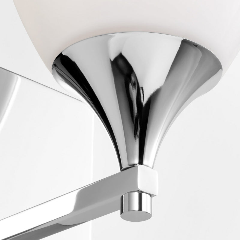 One Light Wall Sconce<br /><span style="color:#4AB0CE;">Entrega: 4-10 dias en USA</span><br /><span style="color:#4AB0CE;font-size:60%;">PREGUNTE POR ENTREGA EN PANAMA</span><br />Collection: Toffino<br />Finish: Chrome