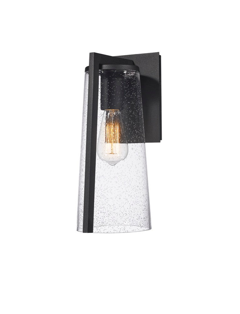 One Light Outdoor Wall Sconce<br /><span style="color:#4AB0CE;">Entrega: 4-10 dias en USA</span><br /><span style="color:#4AB0CE;font-size:60%;">PREGUNTE POR ENTREGA EN PANAMA</span><br />Collection: Portofino<br />Finish: Black