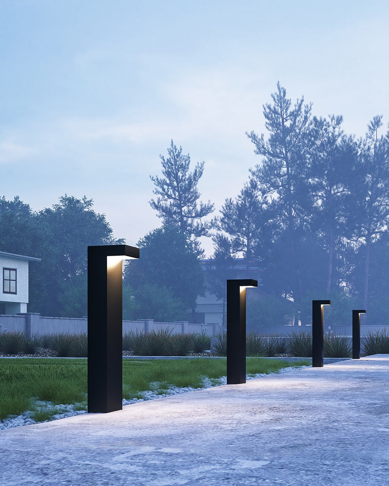 Kuzco Lighting - EB45624-BK-UNV - LED Exterior Bollard - Evans - Black