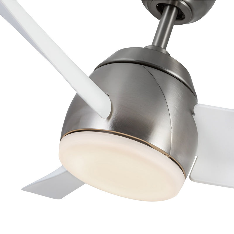 54"Ceiling Fan<br /><span style="color:#4AB0CE;">Entrega: 4-10 dias en USA</span><br /><span style="color:#4AB0CE;font-size:60%;">PREGUNTE POR ENTREGA EN PANAMA</span><br />Collection: Thalia<br />Finish: Brushed Nickel/Matte White