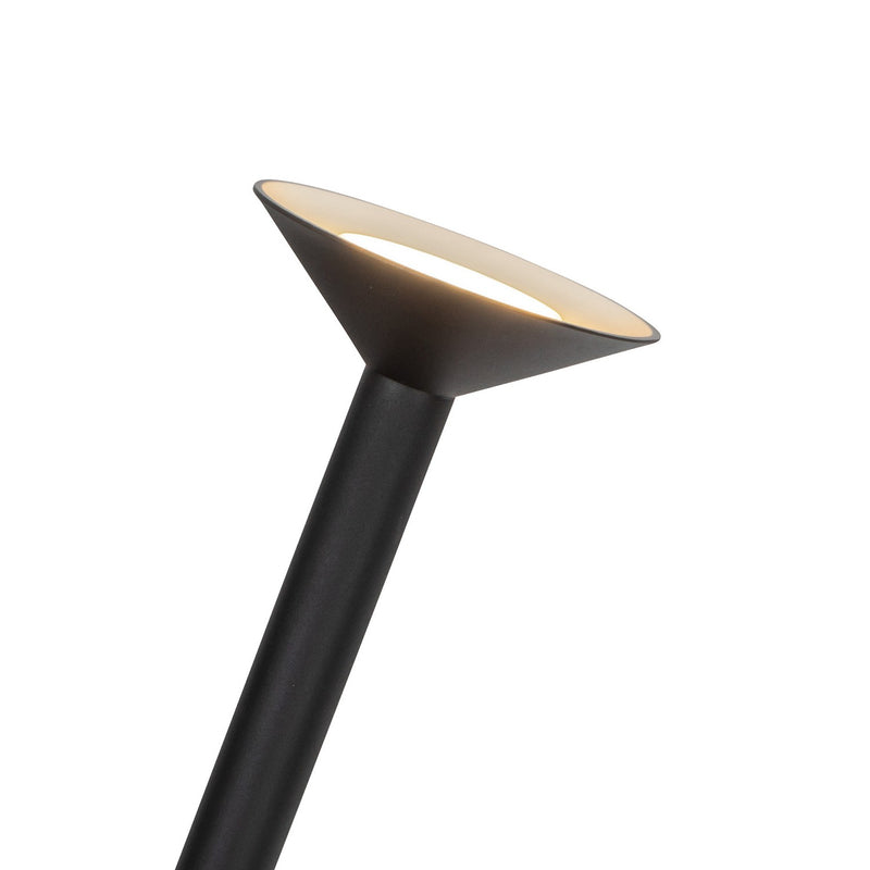 LED Floor Lamp<br /><span style="color:
