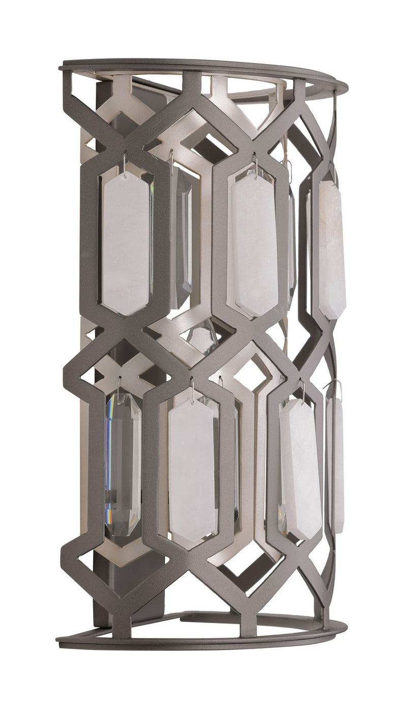 One Light Wall Sconce<br /><span style="color:#4AB0CE;">Entrega: 4-10 dias en USA</span><br /><span style="color:#4AB0CE;font-size:60%;">PREGUNTE POR ENTREGA EN PANAMA</span><br />Collection: Hexly<br />Finish: Bronze & Sultry Sliver