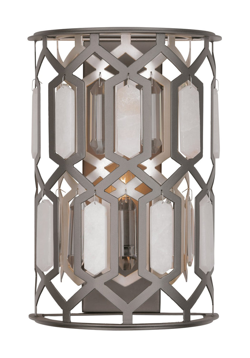 One Light Wall Sconce<br /><span style="color:#4AB0CE;">Entrega: 4-10 dias en USA</span><br /><span style="color:#4AB0CE;font-size:60%;">PREGUNTE POR ENTREGA EN PANAMA</span><br />Collection: Hexly<br />Finish: Bronze & Sultry Sliver