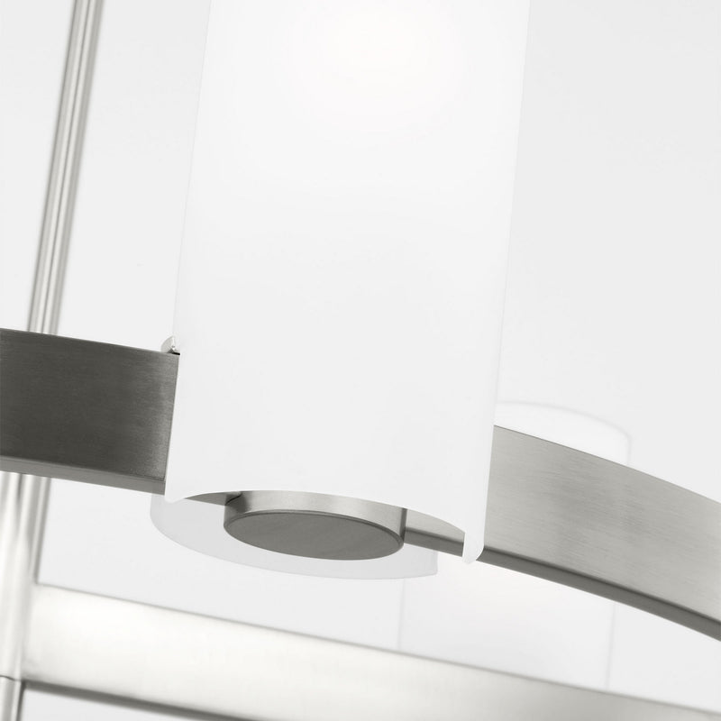 Six Light Chandelier<br /><span style="color:#4AB0CE;">Entrega: 4-10 dias en USA</span><br /><span style="color:#4AB0CE;font-size:60%;">PREGUNTE POR ENTREGA EN PANAMA</span><br />Collection: Rhode<br />Finish: Brushed Steel