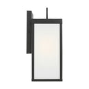 One Light Wall Lantern<br /><span style="color:#4AB0CE;">Entrega: 4-10 dias en USA</span><br /><span style="color:#4AB0CE;font-size:60%;">PREGUNTE POR ENTREGA EN PANAMA</span><br />Collection: Howell<br />Finish: Textured Black