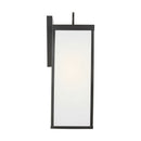 One Light Wall Lantern<br /><span style="color:#4AB0CE;">Entrega: 12-13 semanas en USA</span><br /><span style="color:#4AB0CE;font-size:60%;">PREGUNTE POR ENTREGA EN PANAMA</span><br />Collection: Howell<br />Finish: Antique Bronze