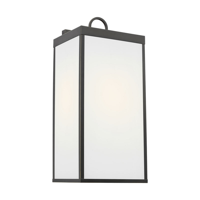 One Light Wall Lantern<br /><span style="color:#4AB0CE;">Entrega: 4-10 dias en USA</span><br /><span style="color:#4AB0CE;font-size:60%;">PREGUNTE POR ENTREGA EN PANAMA</span><br />Collection: Howell<br />Finish: Antique Bronze