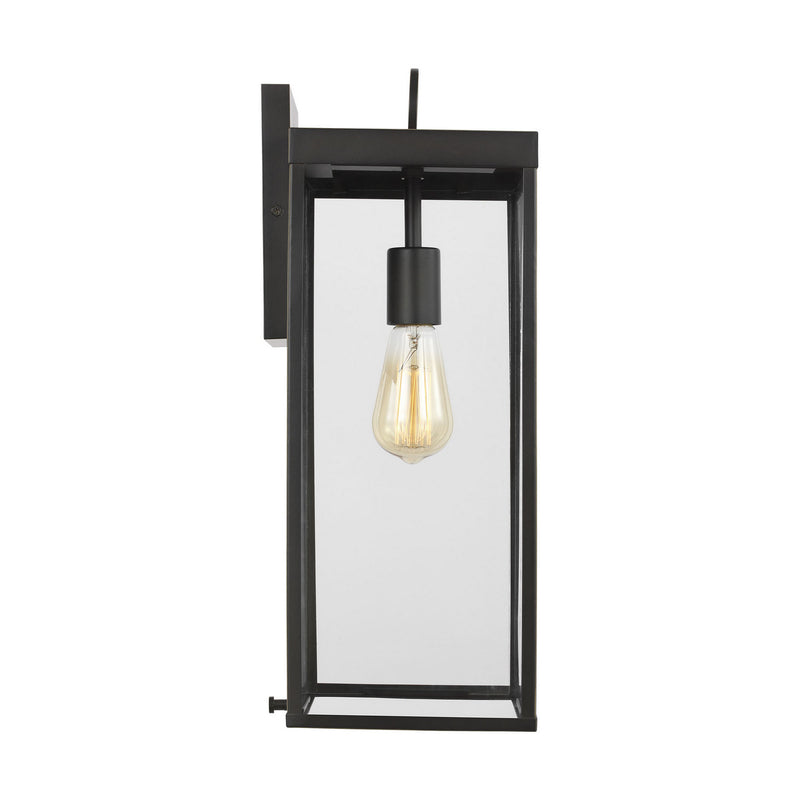 One Light Wall Lantern<br /><span style="color:#4AB0CE;">Entrega: 4-10 dias en USA</span><br /><span style="color:#4AB0CE;font-size:60%;">PREGUNTE POR ENTREGA EN PANAMA</span><br />Collection: Howell<br />Finish: Antique Bronze