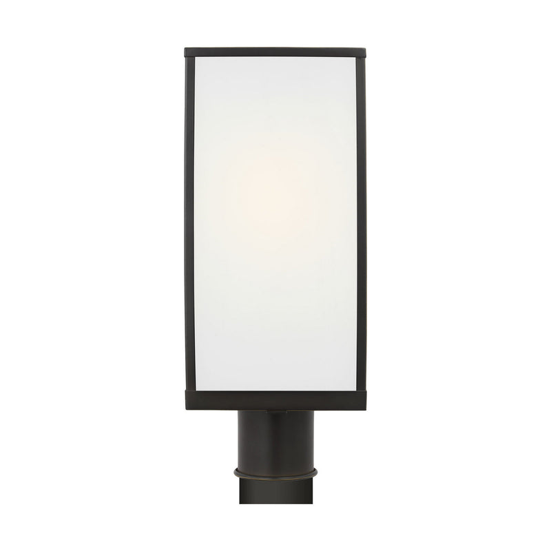 One Light Post Lantern<br /><span style="color:#4AB0CE;">Entrega: 4-10 dias en USA</span><br /><span style="color:#4AB0CE;font-size:60%;">PREGUNTE POR ENTREGA EN PANAMA</span><br />Collection: Howell<br />Finish: Antique Bronze