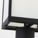 One Light Post Lantern<br /><span style="color:#4AB0CE;">Entrega: 4-10 dias en USA</span><br /><span style="color:#4AB0CE;font-size:60%;">PREGUNTE POR ENTREGA EN PANAMA</span><br />Collection: Howell<br />Finish: Textured Black